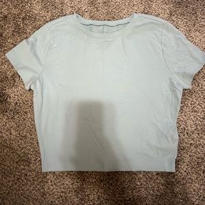 Wild fable cropped tee size medium